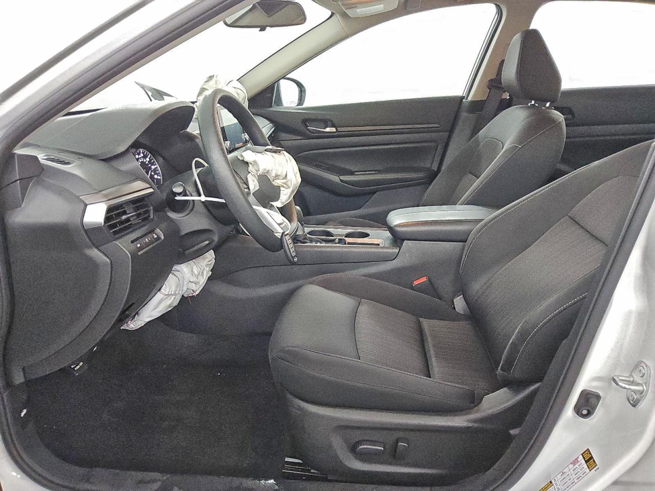 2025 NISSAN ALTIMA SV photo 19