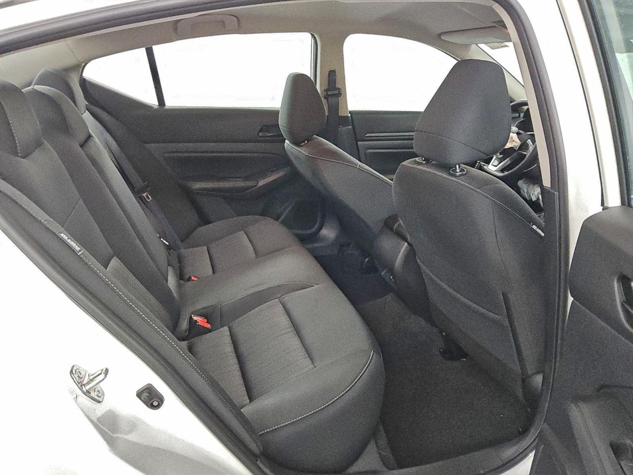 2025 NISSAN ALTIMA SV photo 28