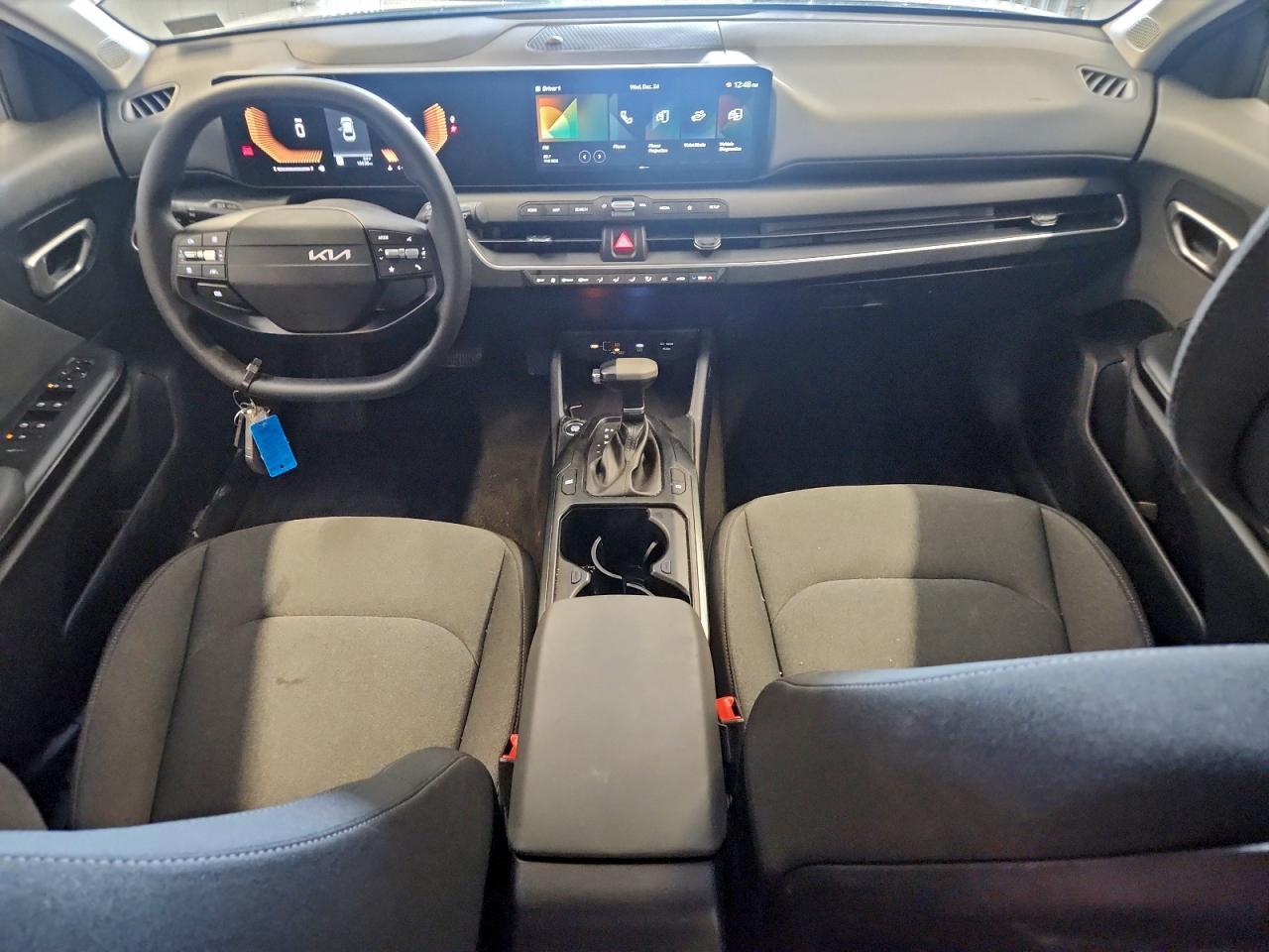 2025 KIA K4 LX photo 15