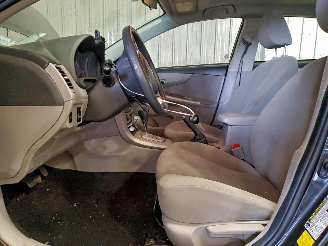 2012 TOYOTA COROLLA BASE photo 7