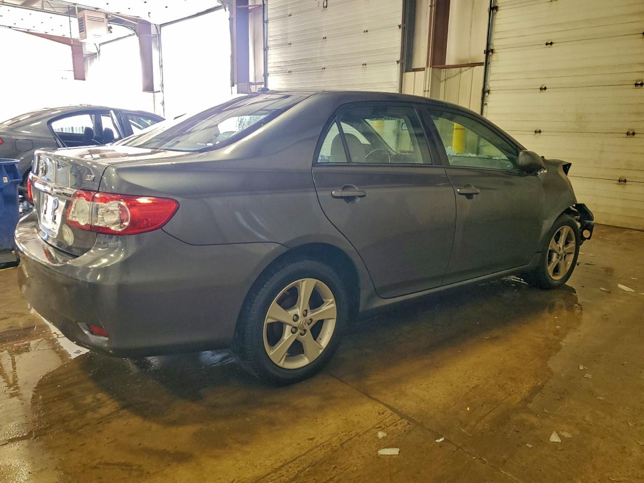 2012 TOYOTA COROLLA BASE photo 3