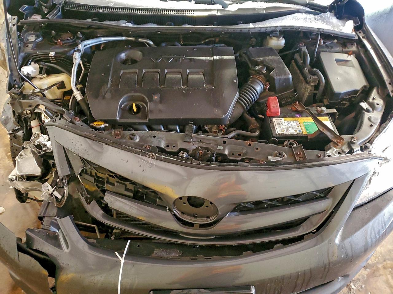 2012 TOYOTA COROLLA BASE photo 11