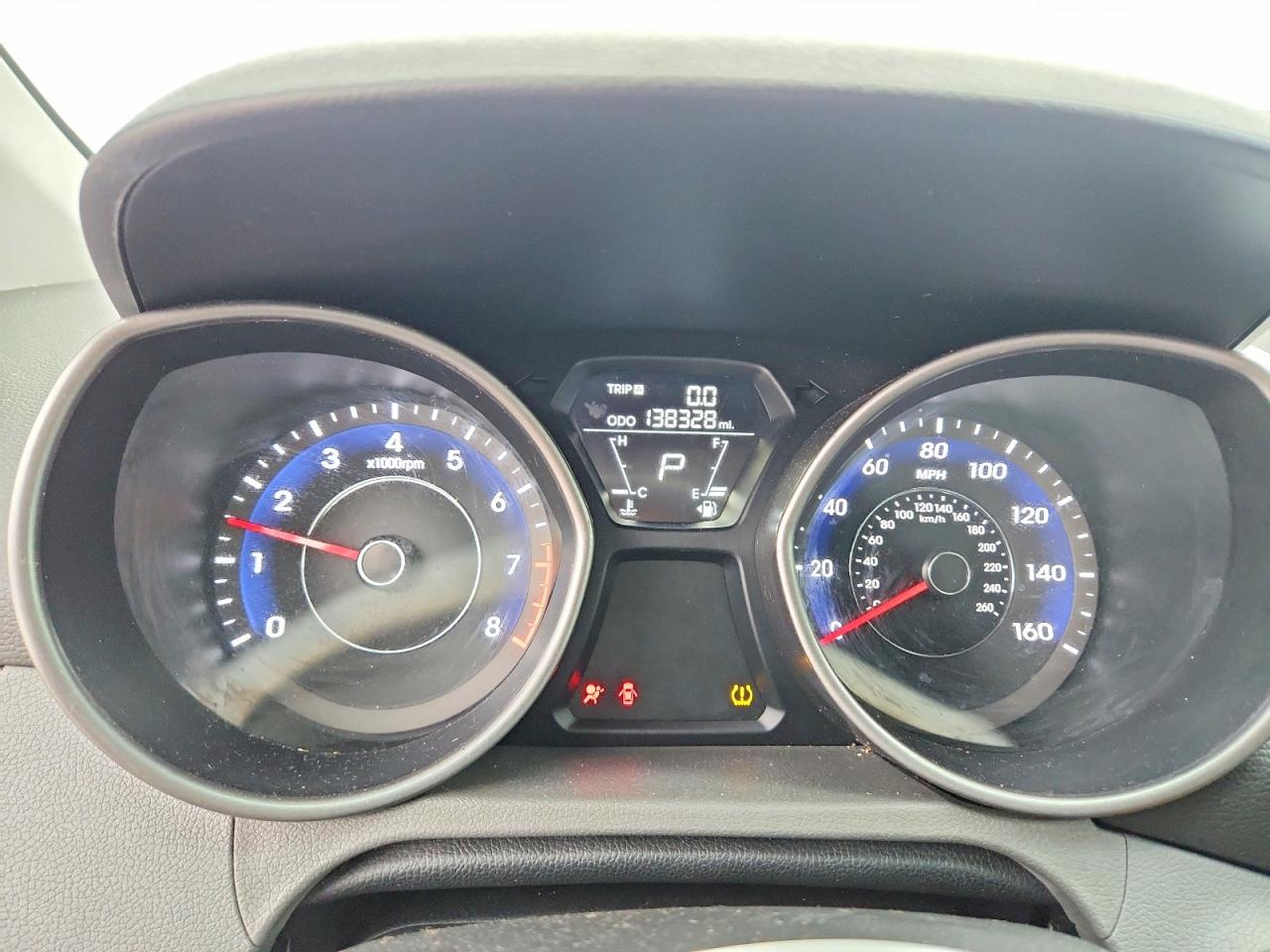 2013 HYUNDAI ELANTRA GLS photo 9
