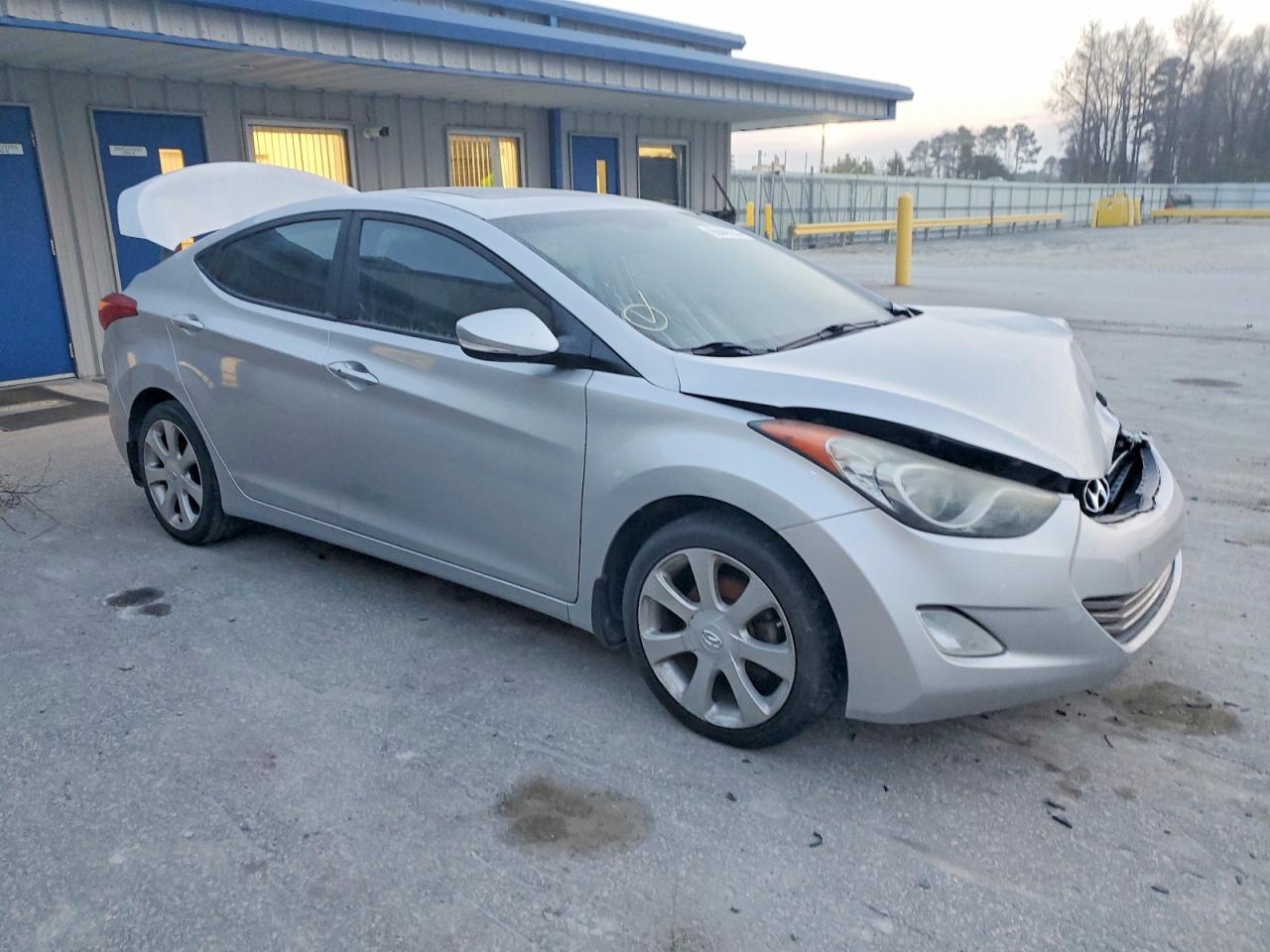 2013 HYUNDAI ELANTRA GLS photo 4