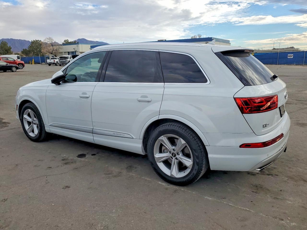 2017 AUDI Q7 PRESTIGE photo 2