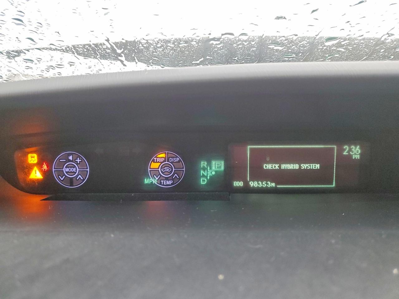 2011 TOYOTA PRIUS photo 9