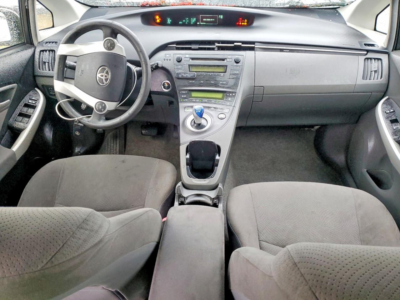 2011 TOYOTA PRIUS photo 8