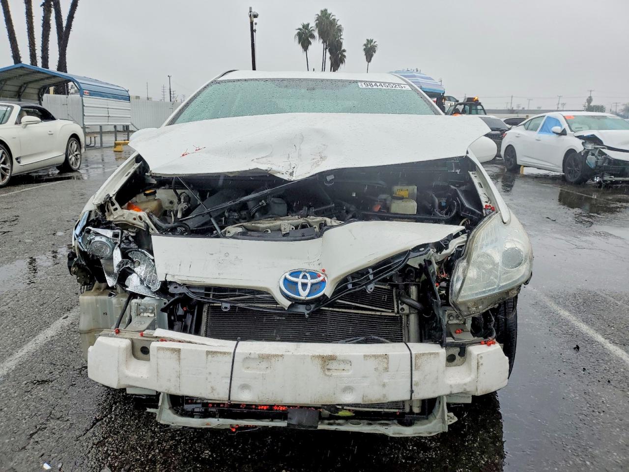 2011 TOYOTA PRIUS photo 5