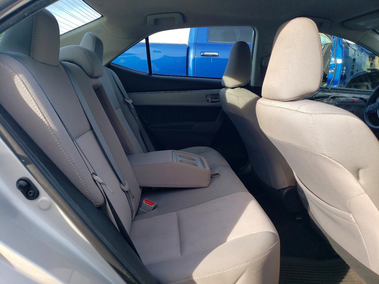 2015 TOYOTA COROLLA photo 10