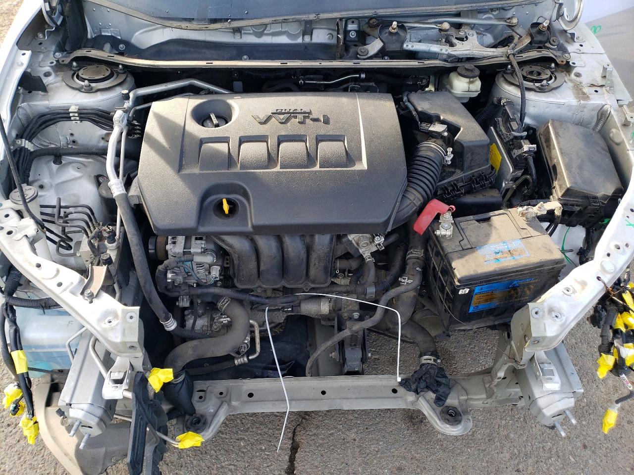 2015 TOYOTA COROLLA photo 11