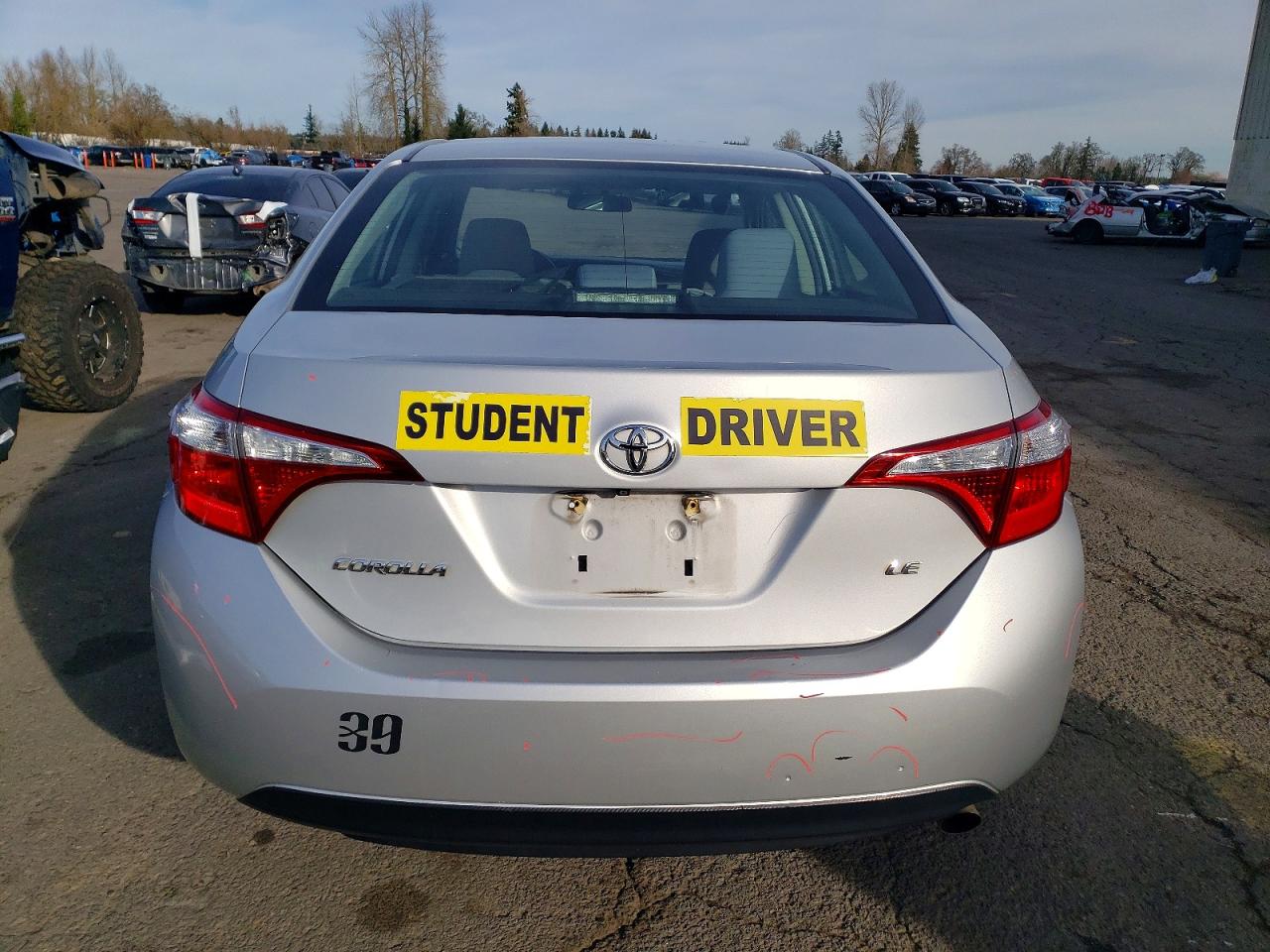 2015 TOYOTA COROLLA photo 6