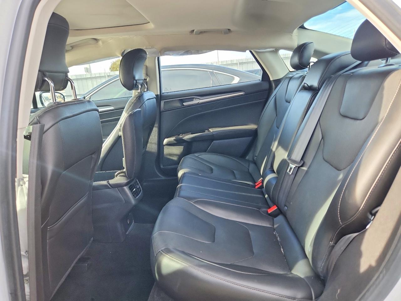 2015 FORD FUSION TITANIUM photo 10