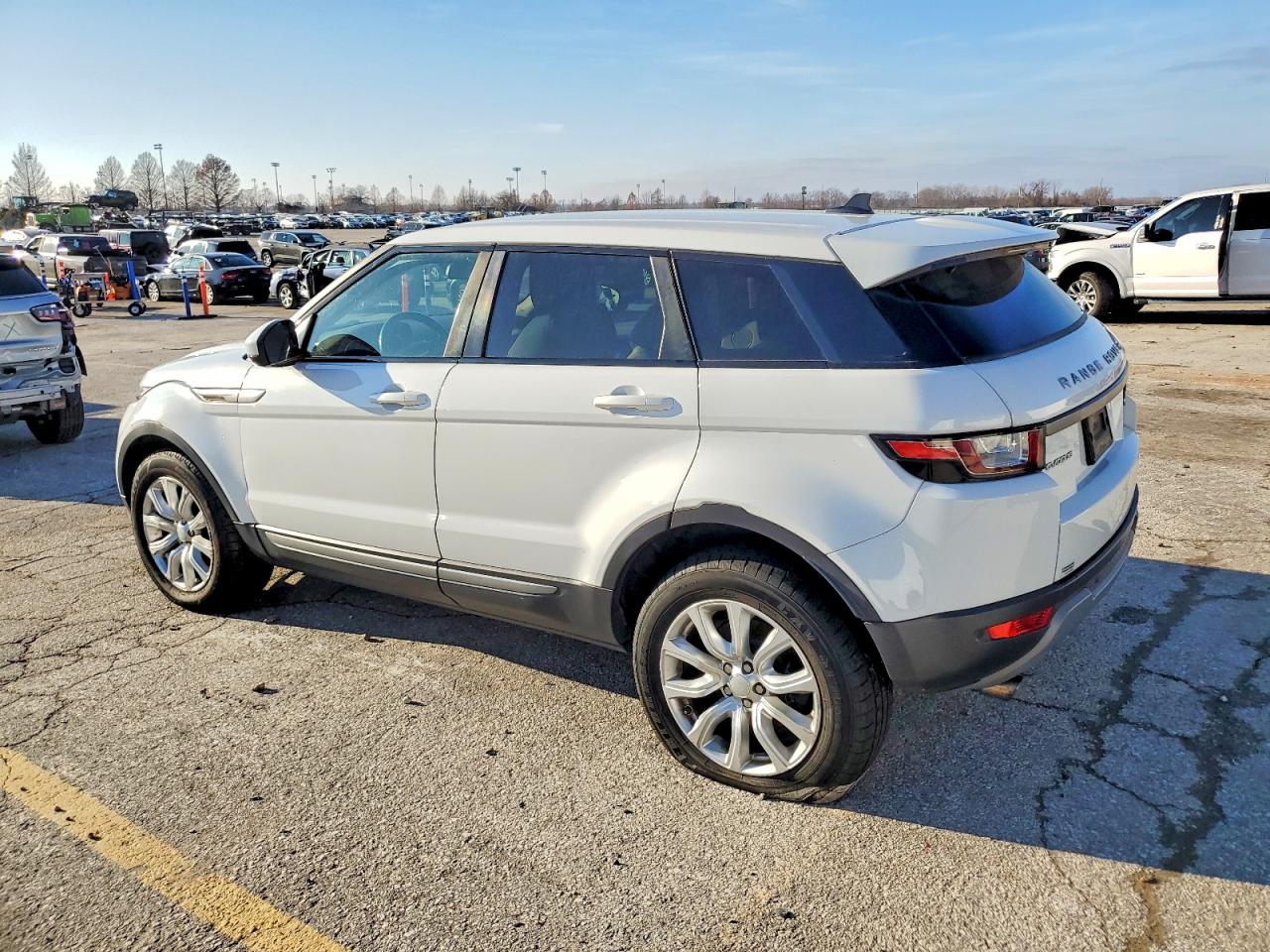 2016 LAND ROVER RANGE ROVER EVOQUE SE photo 2