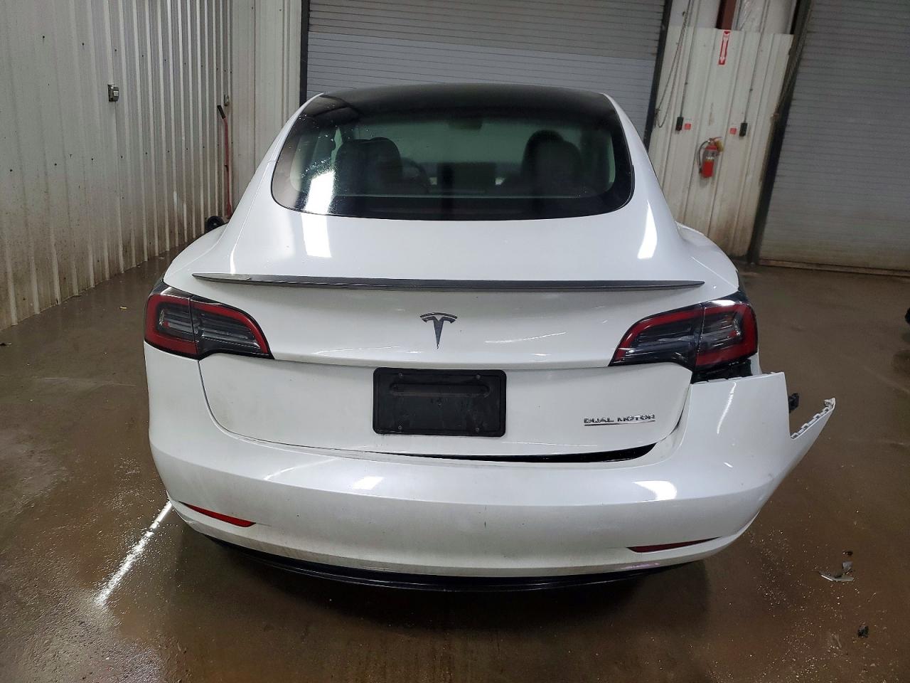2023 TESLA MODEL 3 photo 11