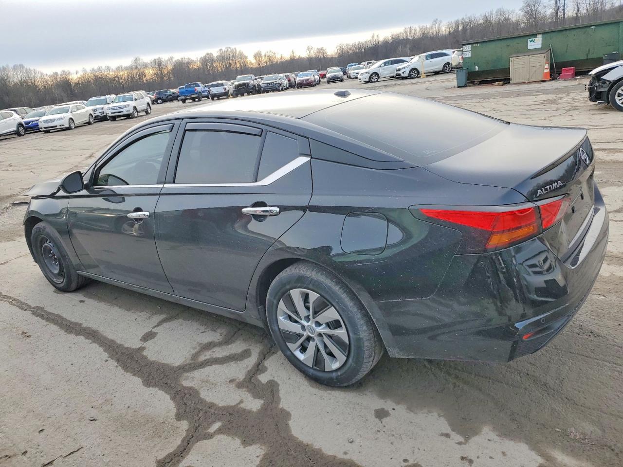 2025 NISSAN ALTIMA S photo 4