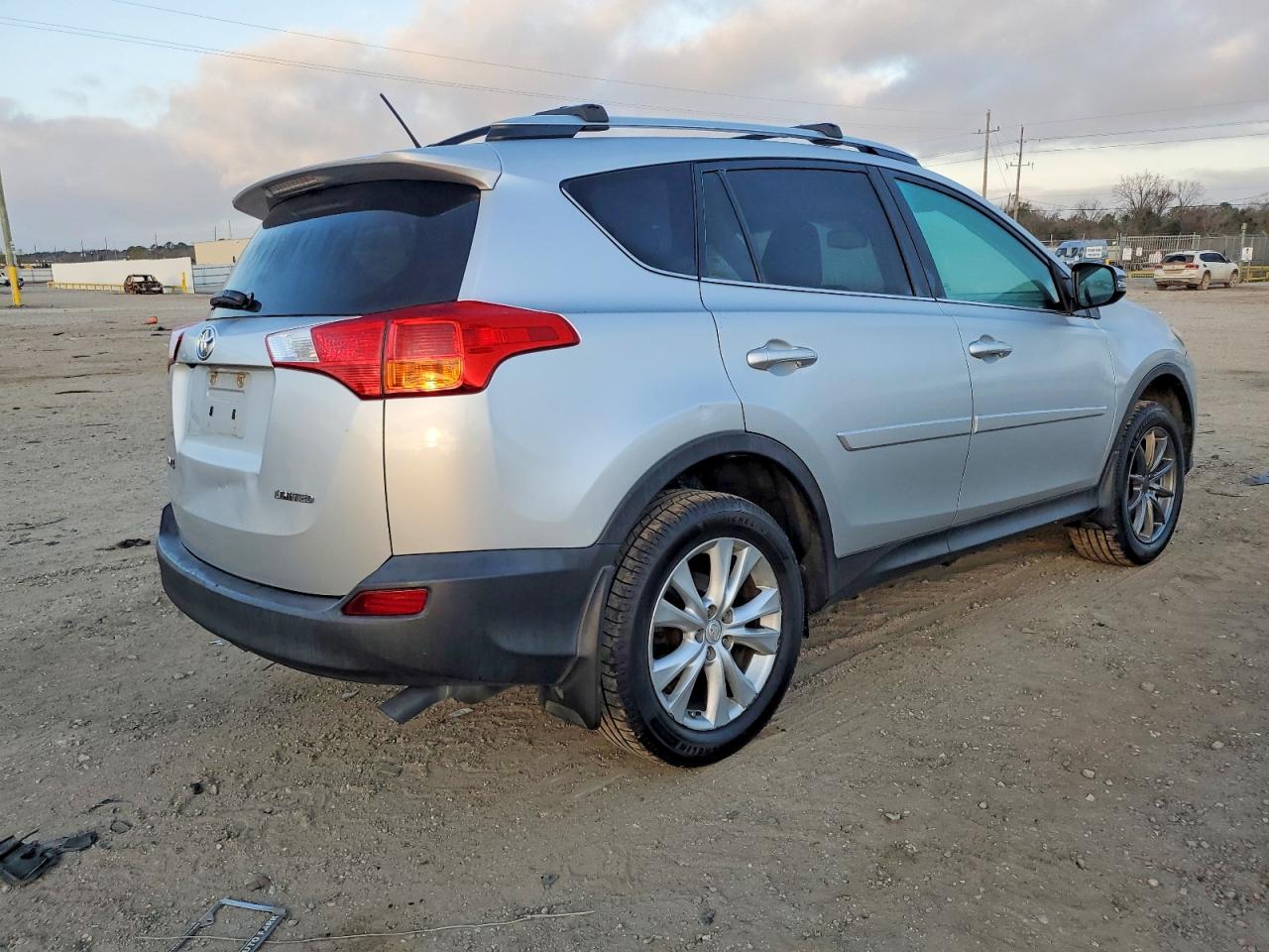 2013 TOYOTA RAV4 LIMITED photo 7