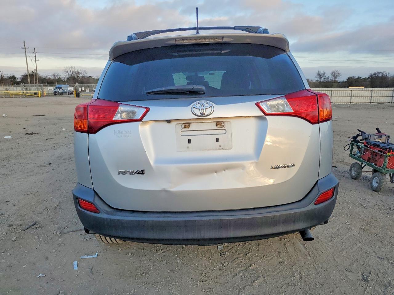 2013 TOYOTA RAV4 LIMITED photo 16
