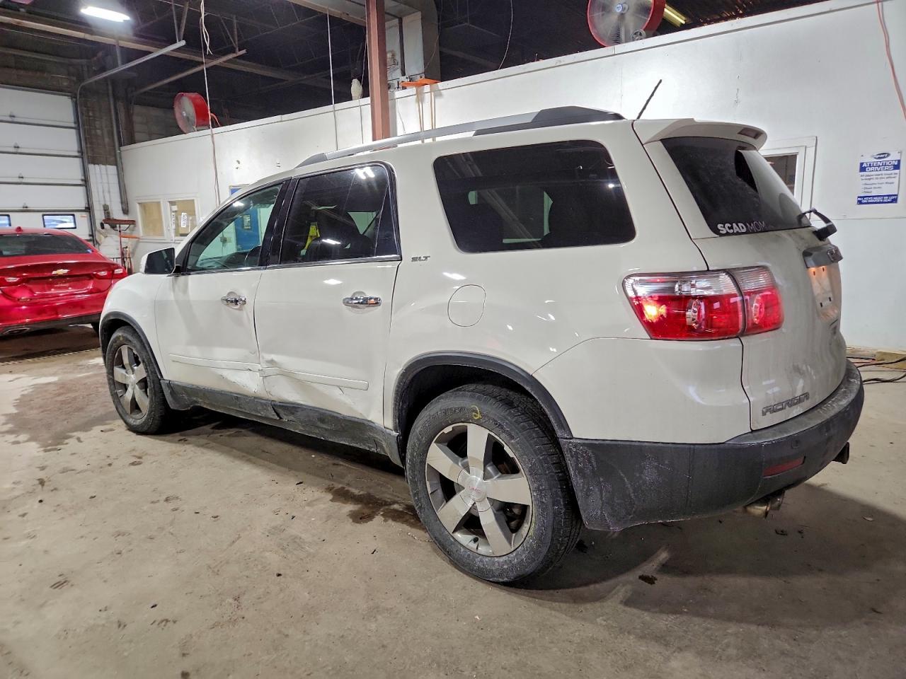 2011 GMC ACADIA SLT-1 photo 3