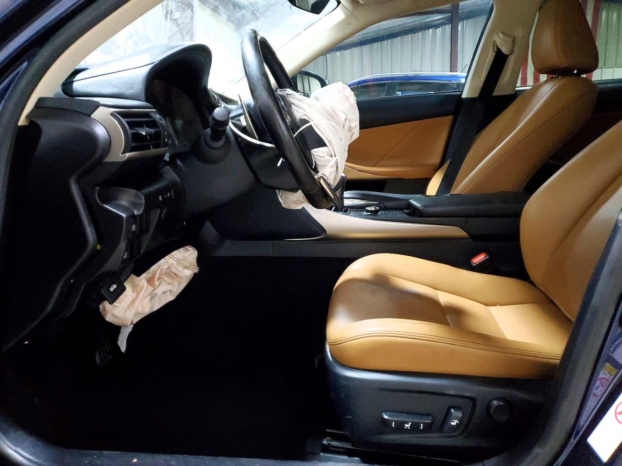 2017 LEXUS IS 300 photo 7