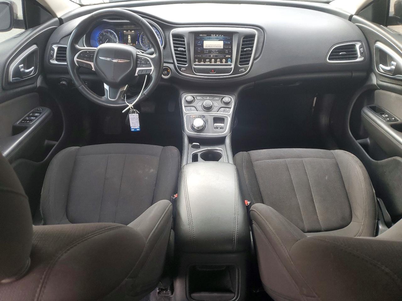 2015 CHRYSLER 200 LIMITED photo 8