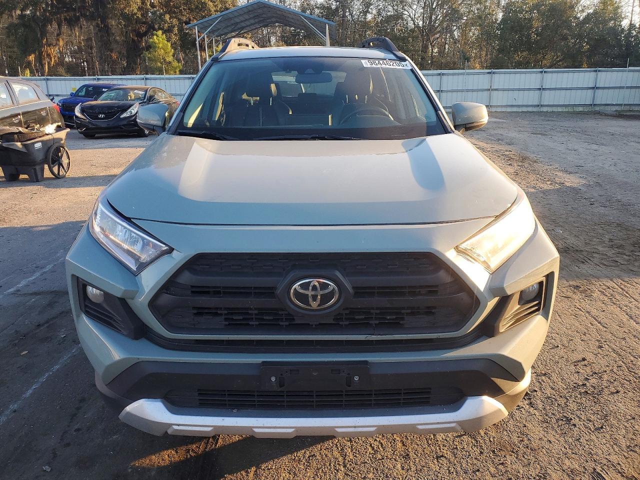 2019 TOYOTA RAV4 ADVENTURE photo 5