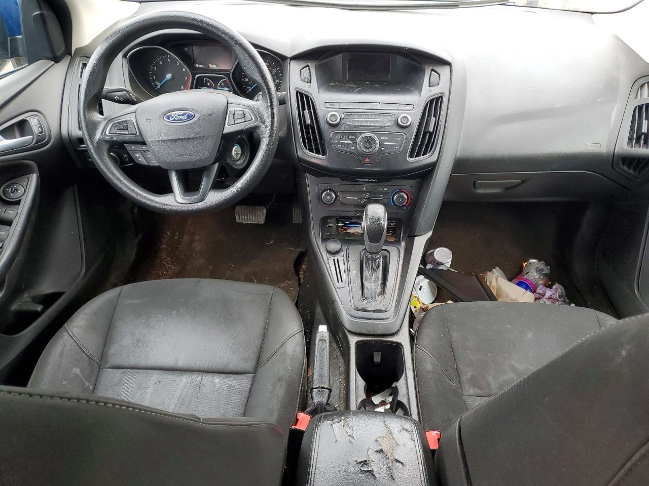 2018 FORD FOCUS SE photo 15