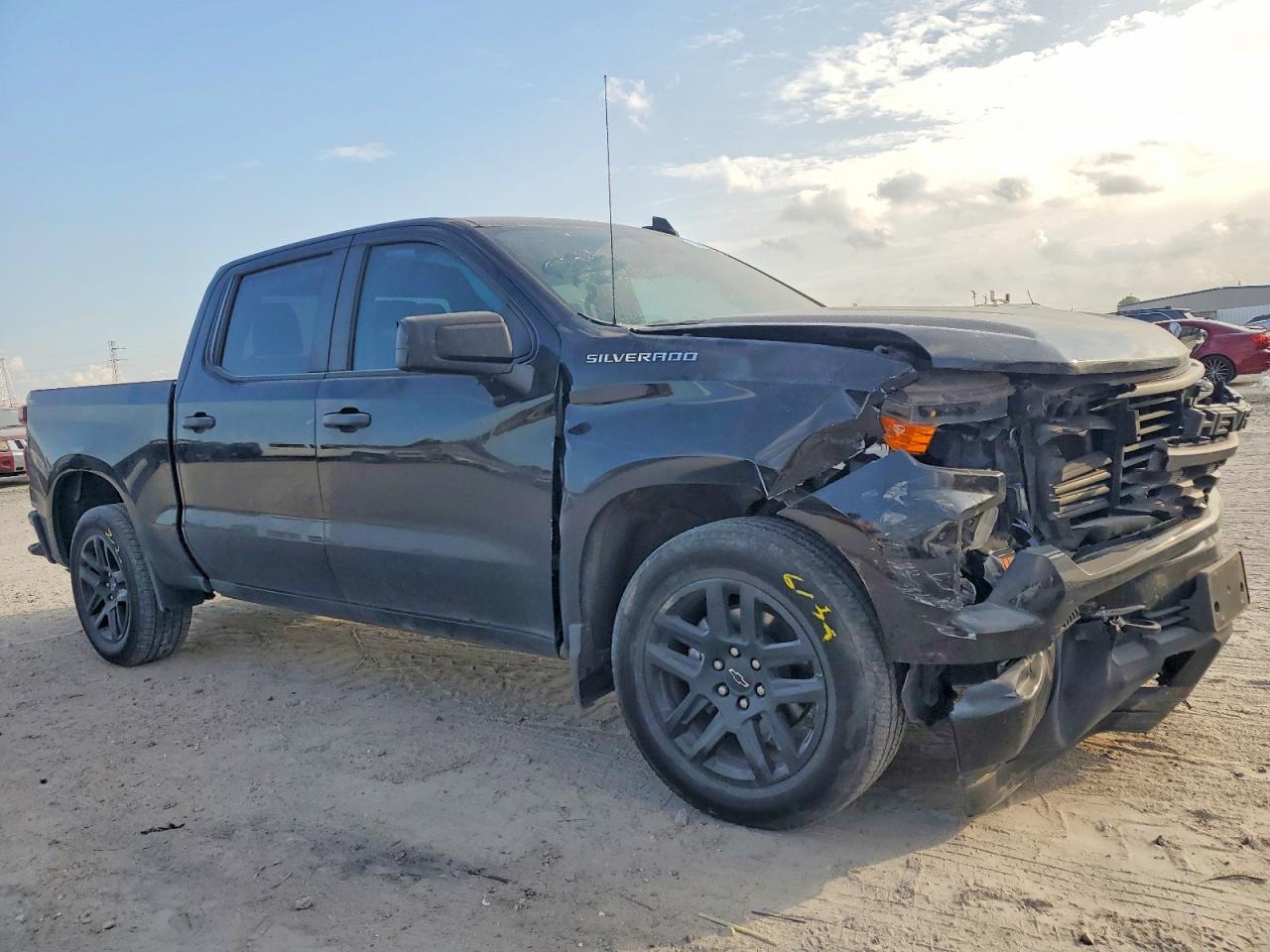 2023 CHEVROLET SILVERADO C1500 CUSTOM photo 4