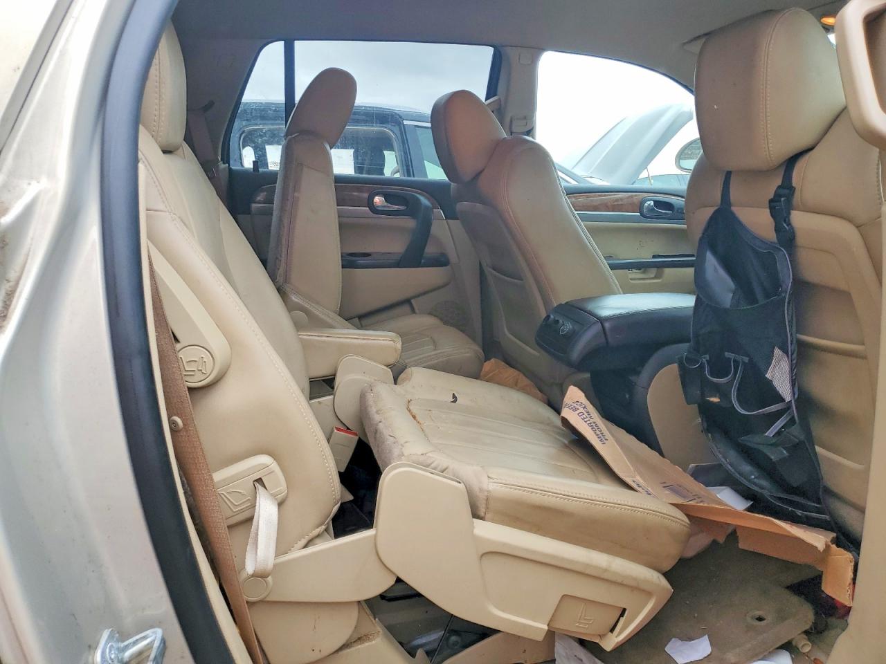 2011 BUICK ENCLAVE CXL photo 28