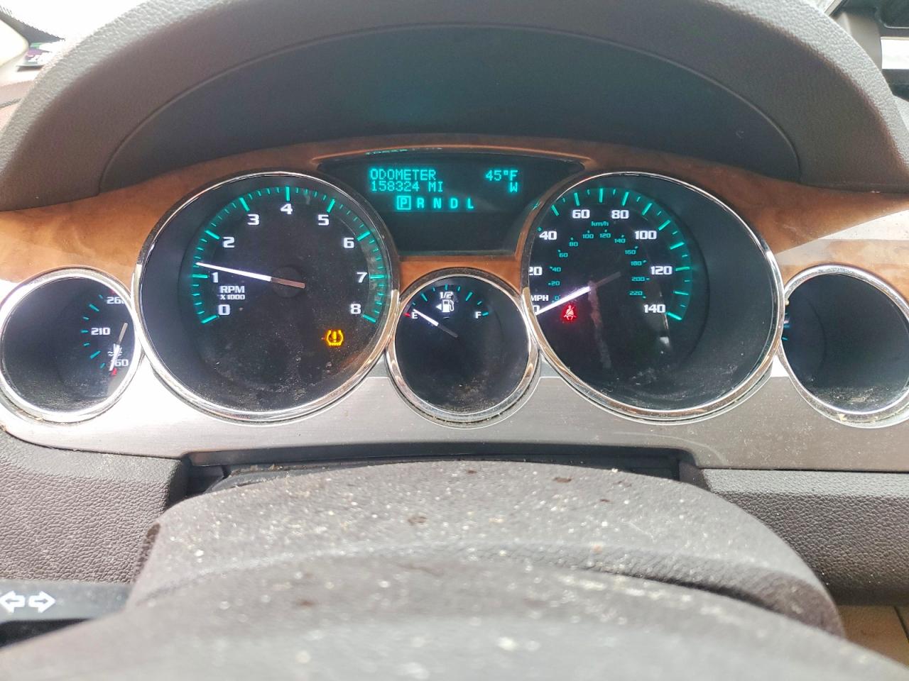 2011 BUICK ENCLAVE CXL photo 25