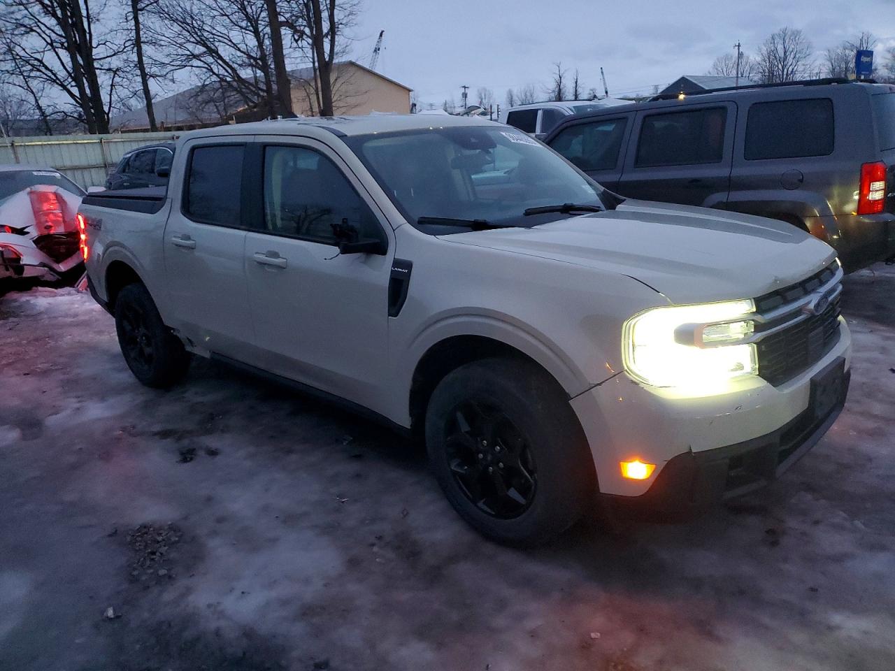 2024 FORD MAVERICK LARIAT photo 7