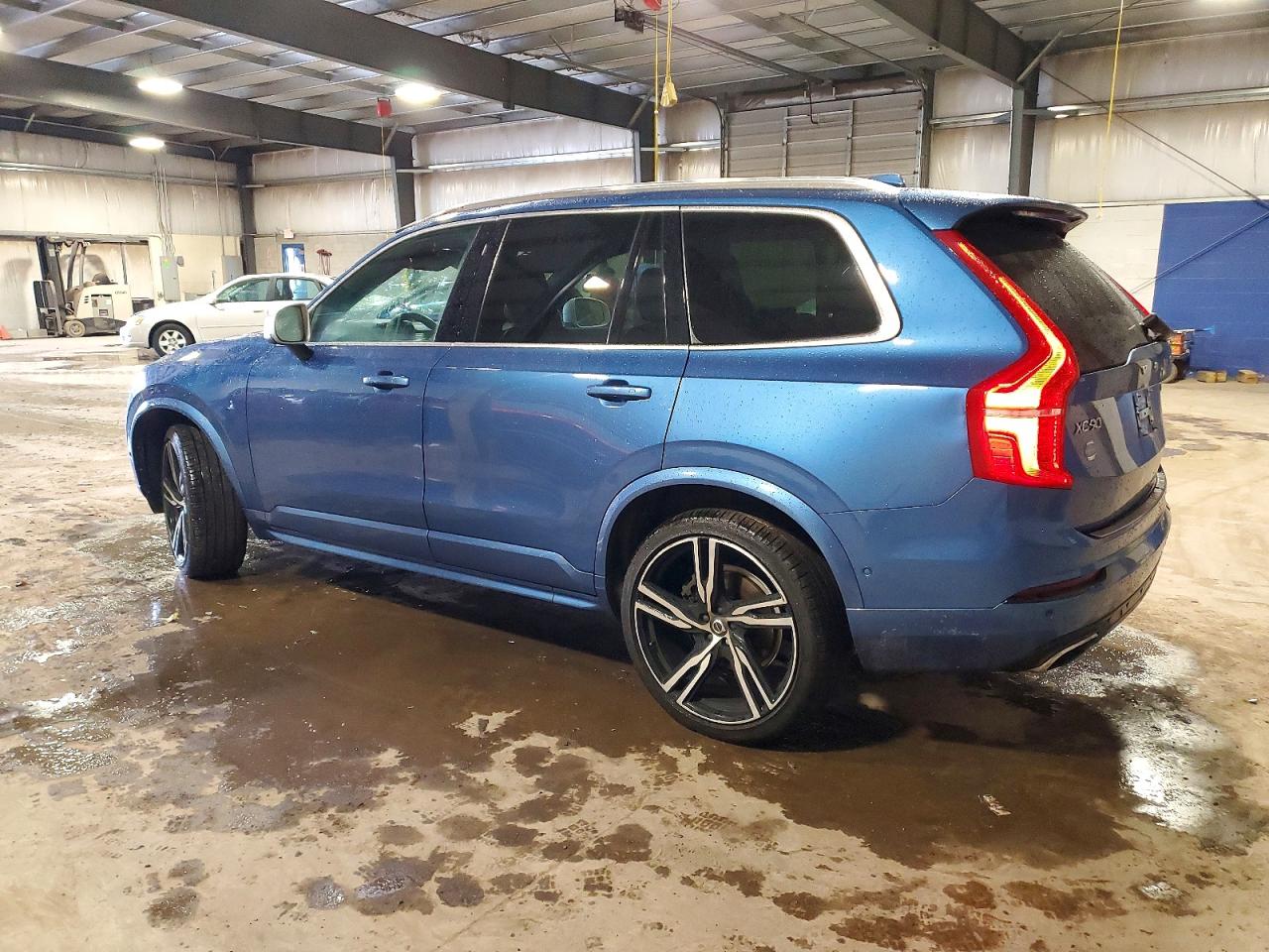 2019 VOLVO XC90 T6 R-DESIGN photo 3