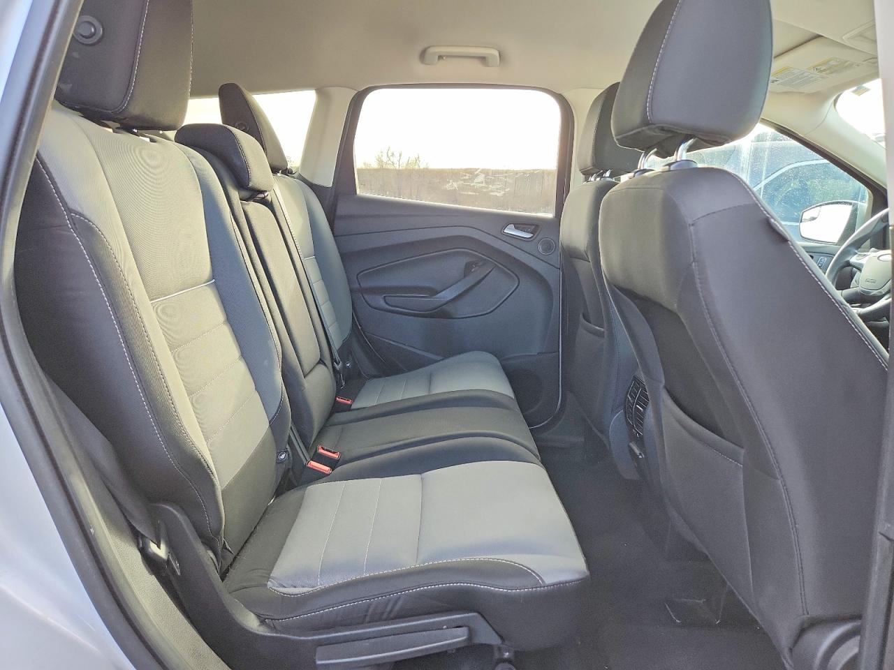 2014 FORD ESCAPE SE photo 11