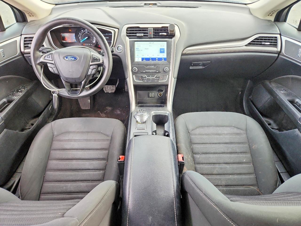 2019 FORD FUSION SE photo 15