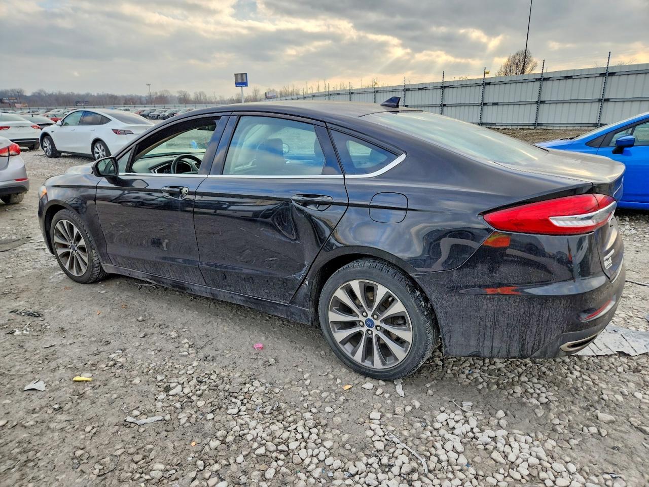 2019 FORD FUSION SE photo 3