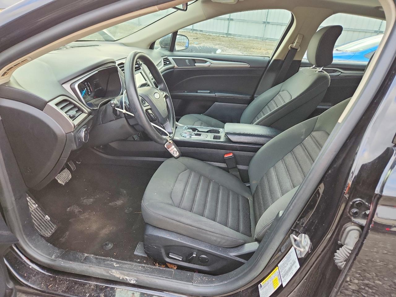 2019 FORD FUSION SE photo 13