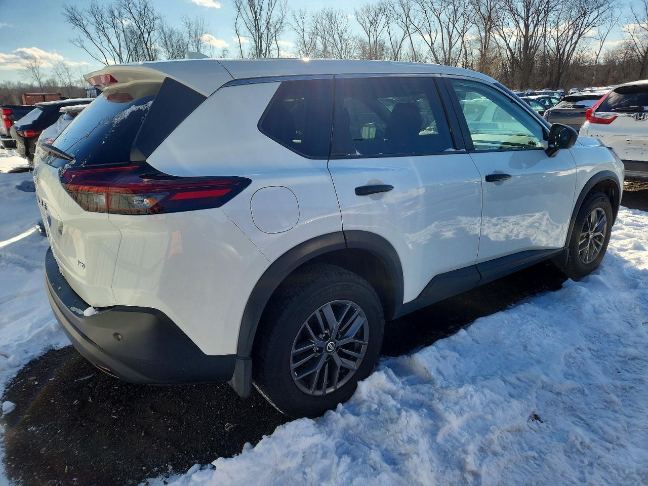 2021 NISSAN ROGUE S photo 3