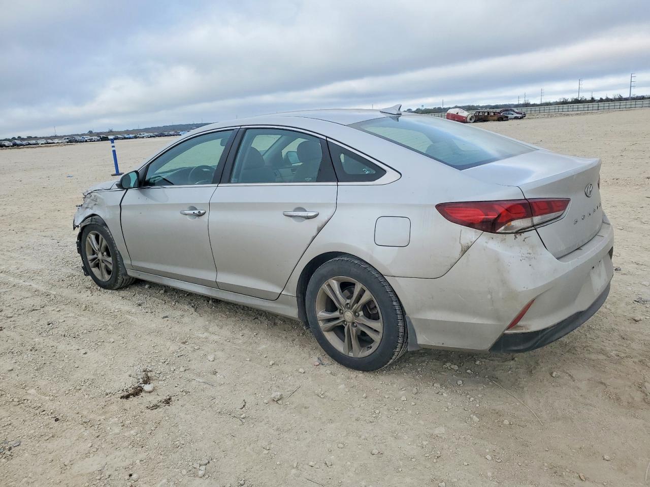 2018 HYUNDAI SONATA SPORT photo 2