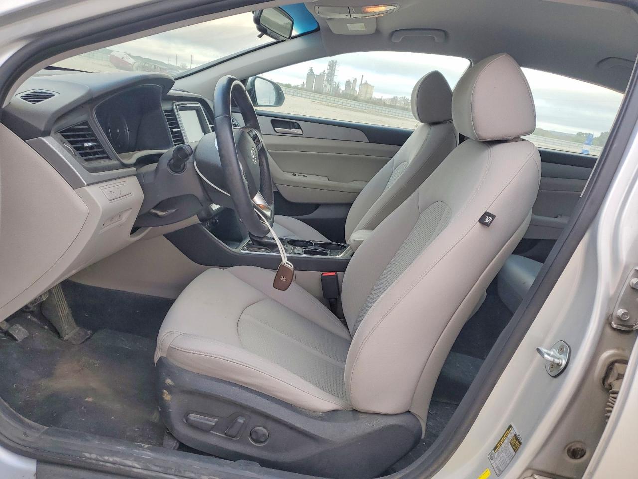 2018 HYUNDAI SONATA SPORT photo 7