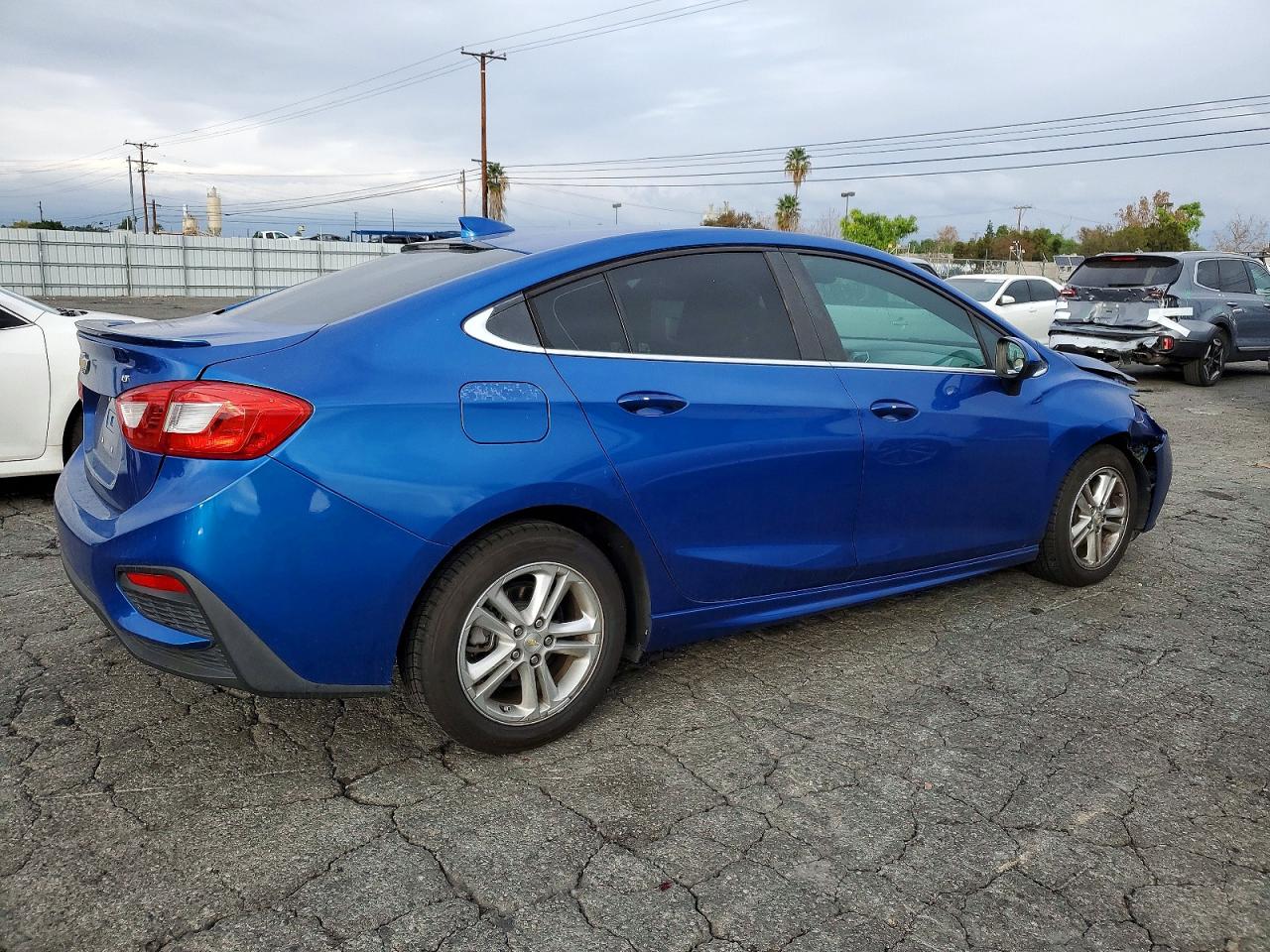 2016 CHEVROLET CRUZE LT photo 5