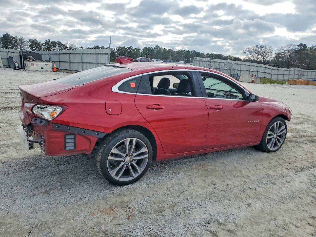 2023 CHEVROLET MALIBU PREMIER photo 3