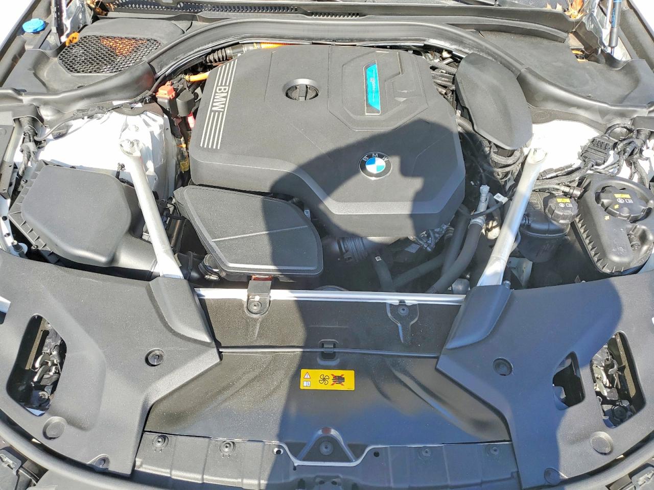2021 BMW 530E photo 11