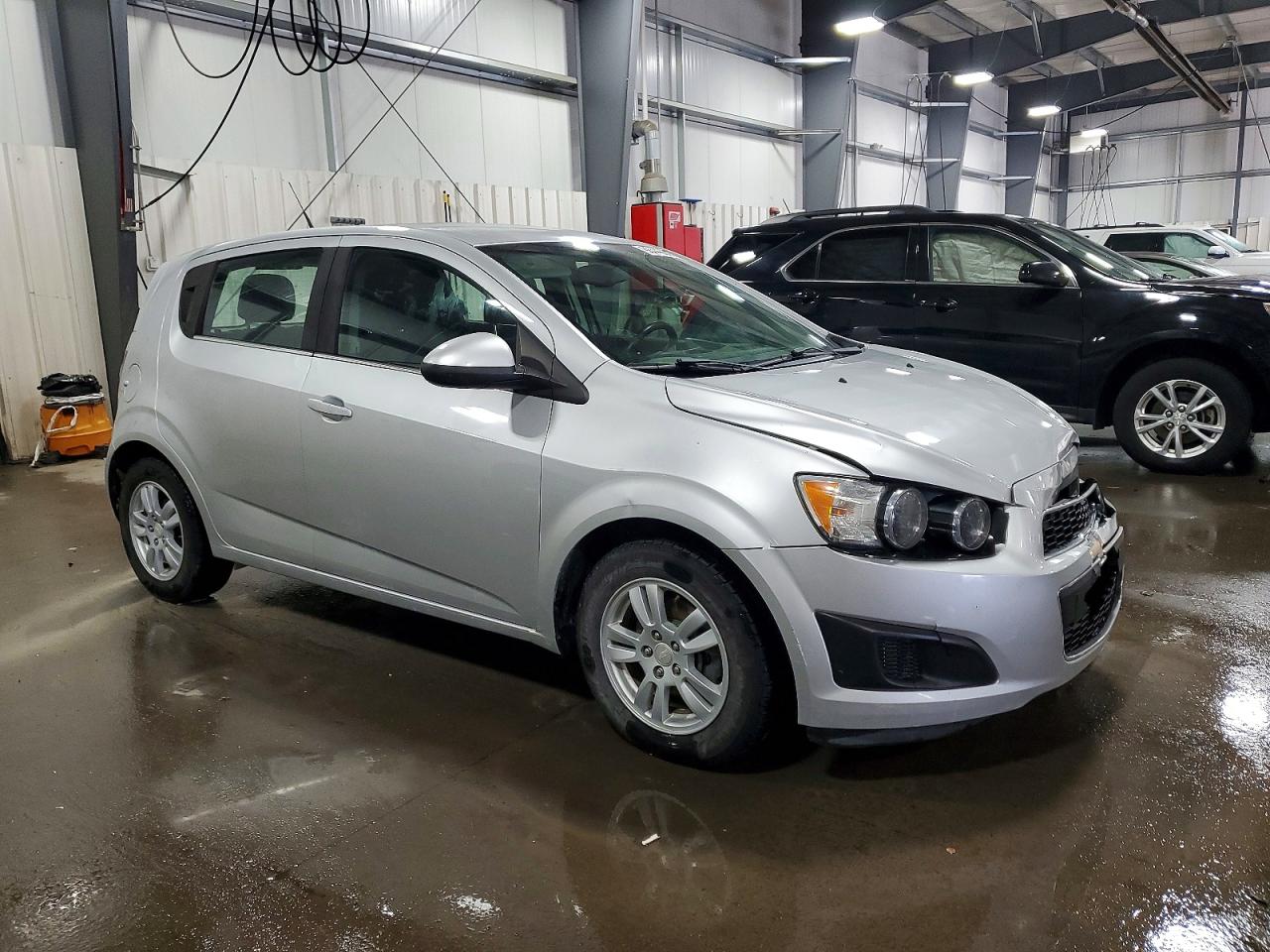 2014 CHEVROLET SONIC LT photo 4