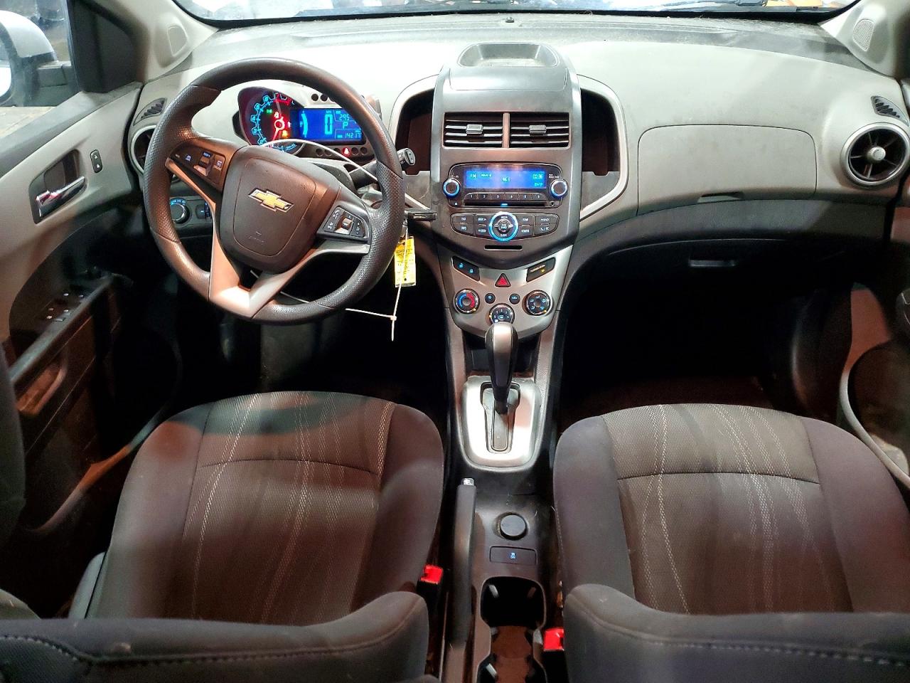 2014 CHEVROLET SONIC LT photo 8