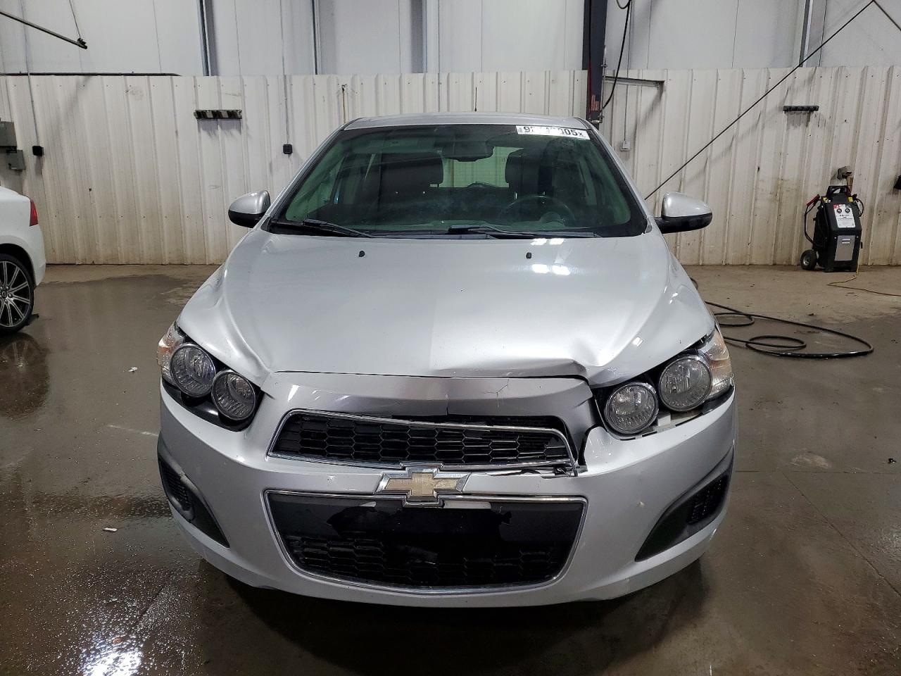 2014 CHEVROLET SONIC LT photo 5