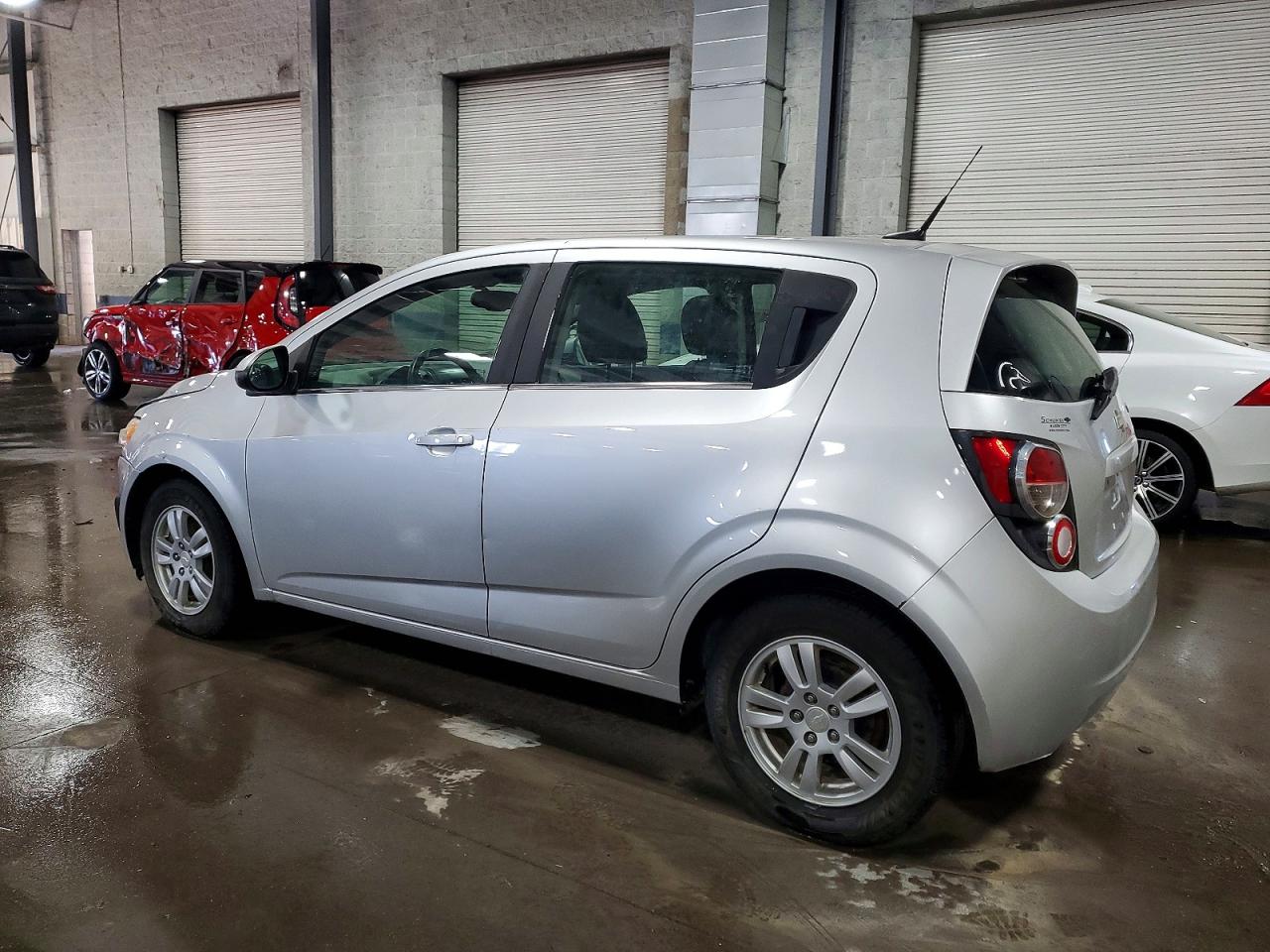 2014 CHEVROLET SONIC LT photo 2