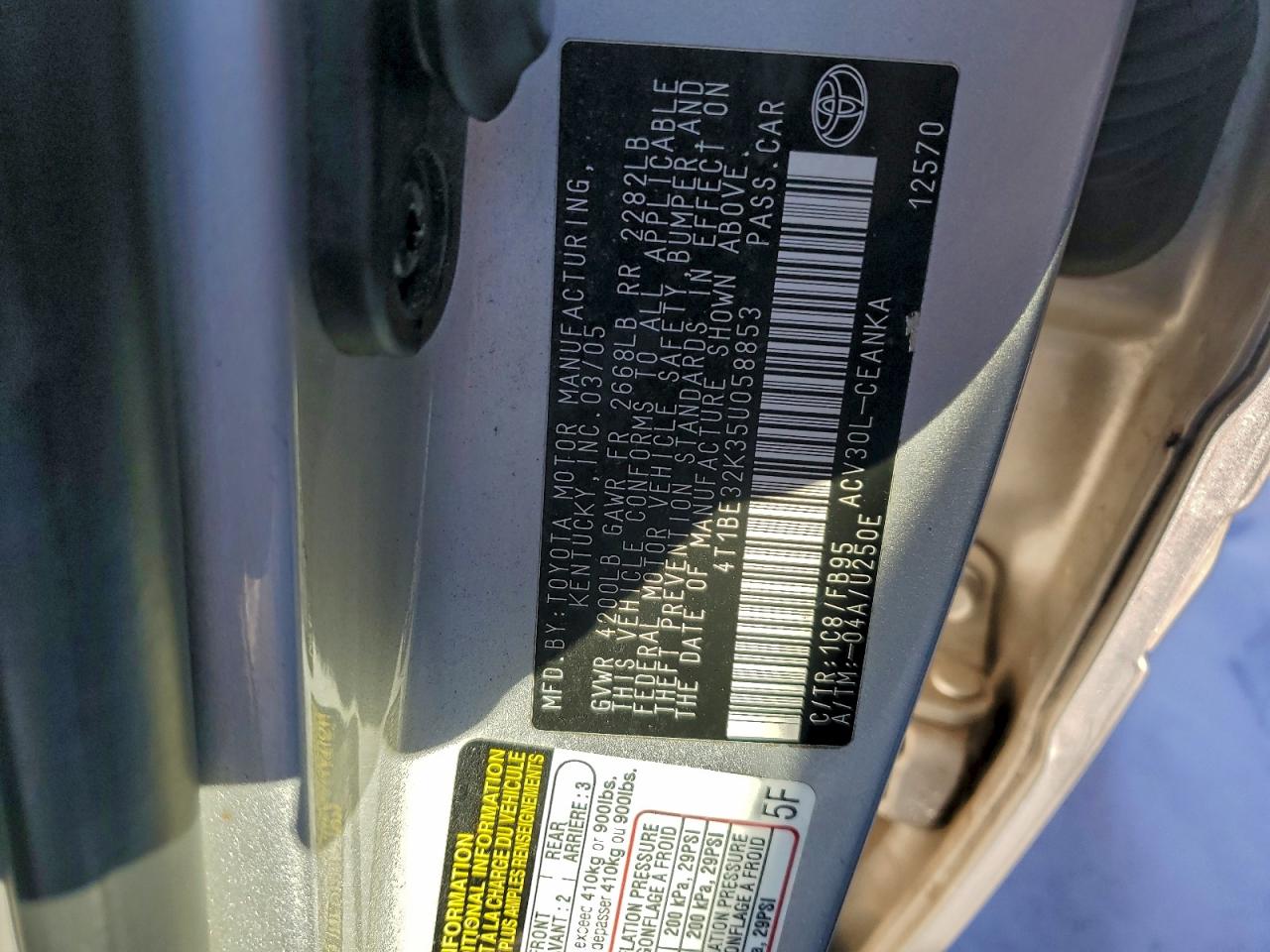 2005 TOYOTA CAMRY LE photo 12