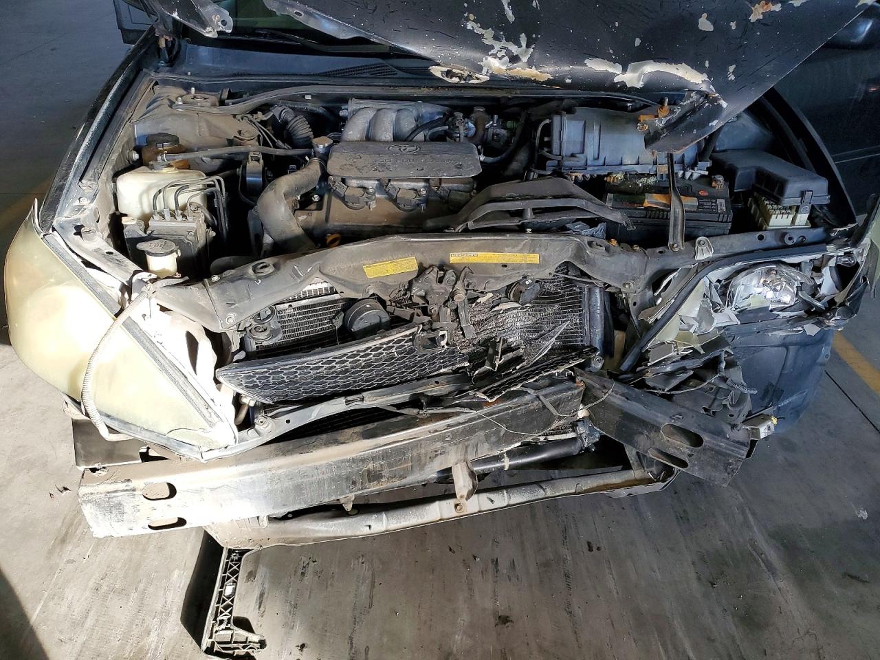 2002 TOYOTA CAMRY LE photo 31
