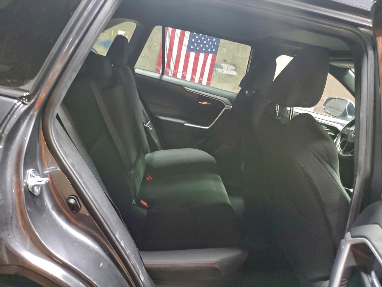 2022 TOYOTA RAV4 PRIME SE photo 21