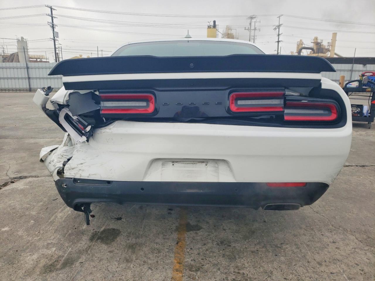 2022 DODGE CHALLENGER R/T photo 6