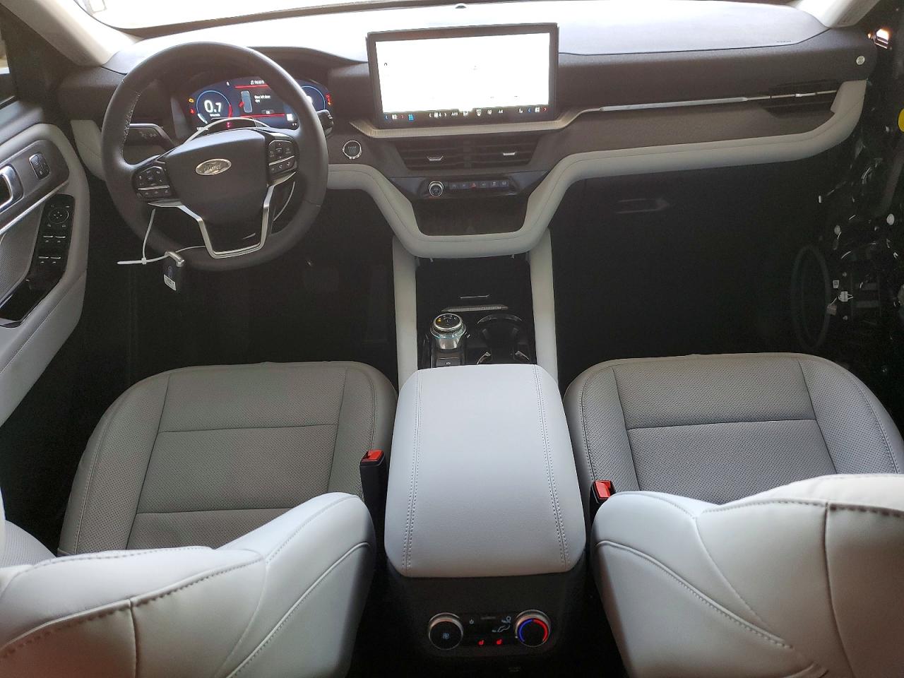 2025 FORD EXPLORER PLATINUM photo 8
